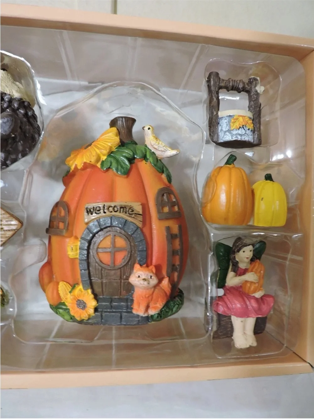 Thanksgiving Pumpkin Figurines Village Set 6 Piece  NIB Set